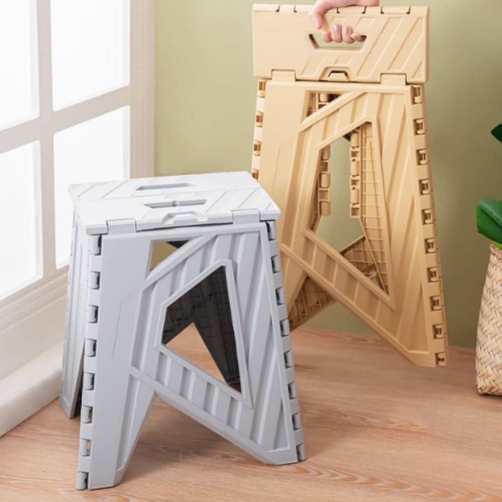 چهارپایه تاشو